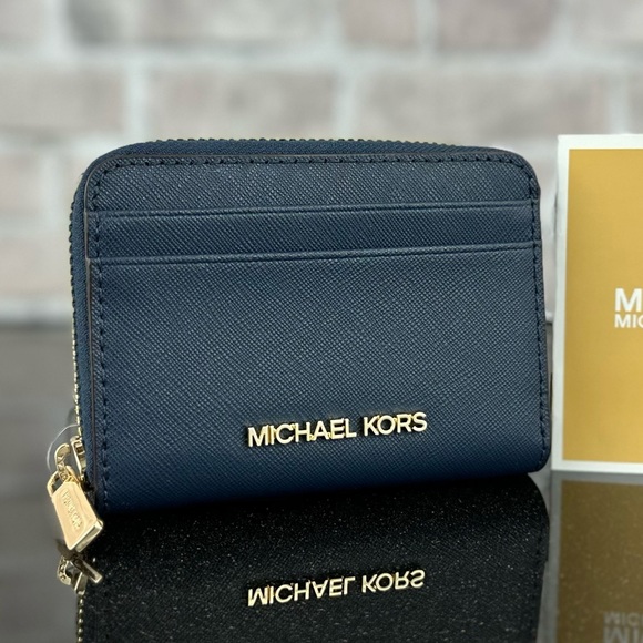 MICHAEL KORS JET SET TRAVEL LEATHER MEDIUM ZIP AROUND CARD CASE WALLET BAG $188 - Picture 5 of 5